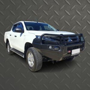 TRITON MR SERIES 2019-2025: POST TYPE FRONT BUMPER REPLACEMENT BULLBAR